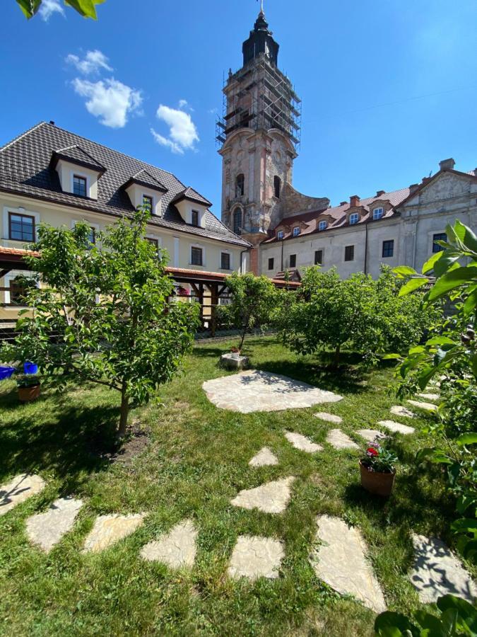 Spadok Hotel Kamianets-Podilskyi Exterior foto