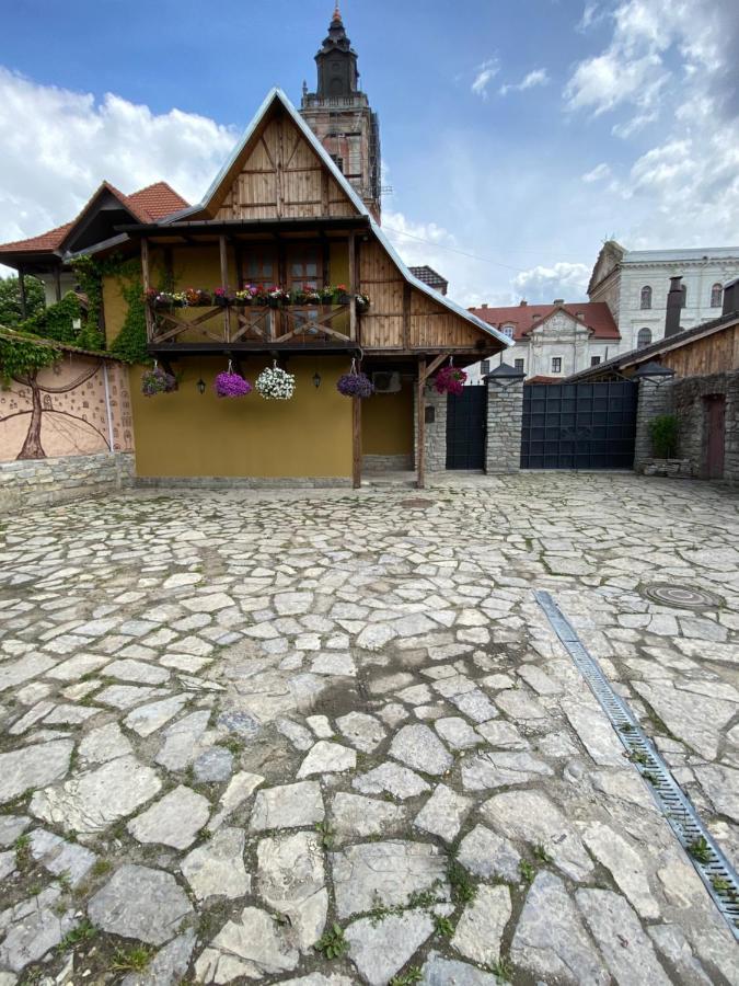 Spadok Hotel Kamianets-Podilskyi Exterior foto