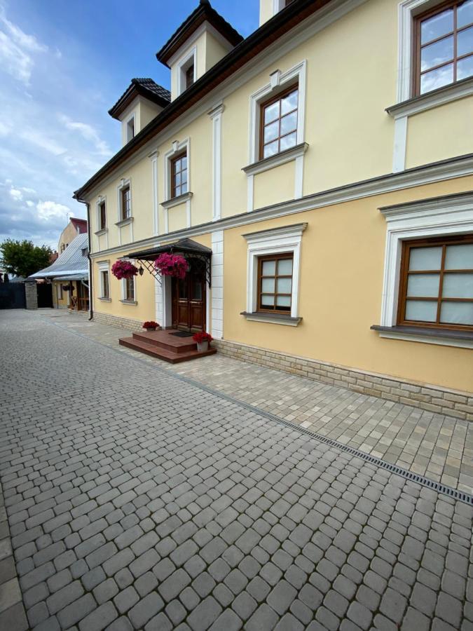 Spadok Hotel Kamianets-Podilskyi Exterior foto